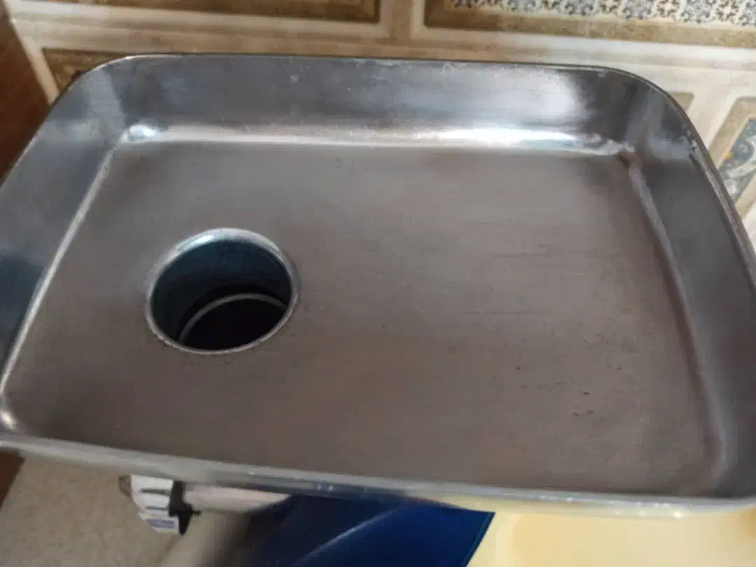 چرخ گوشت بزرگ.جاروشارژی خارجی|سایر لوازم برقی|شاهرود, |دیوار