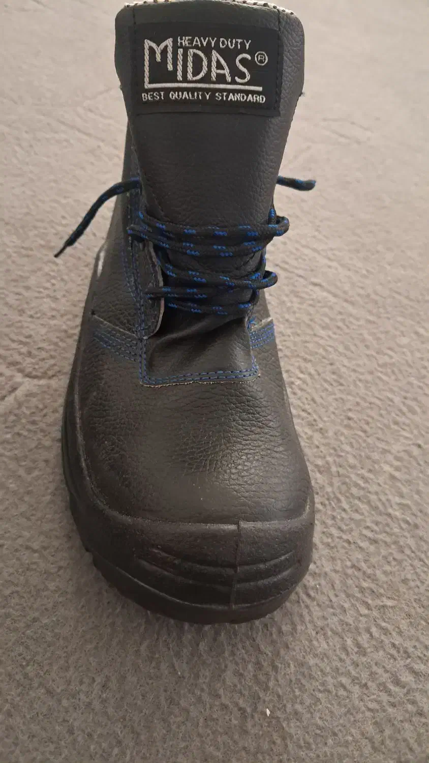 کفش کار|کیف، کفش، کمربند|محمدشهر, کوی بهار|دیوار