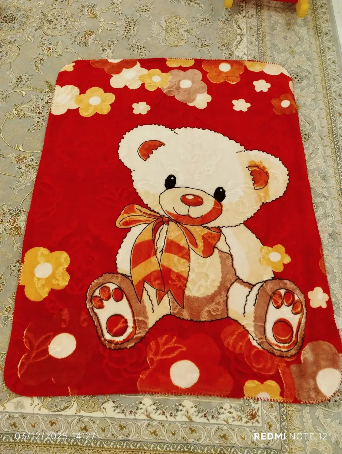 پتو دو رو درحد نو|رختخواب، بالش، پتو|مشهد, جاهد شهر|دیوار