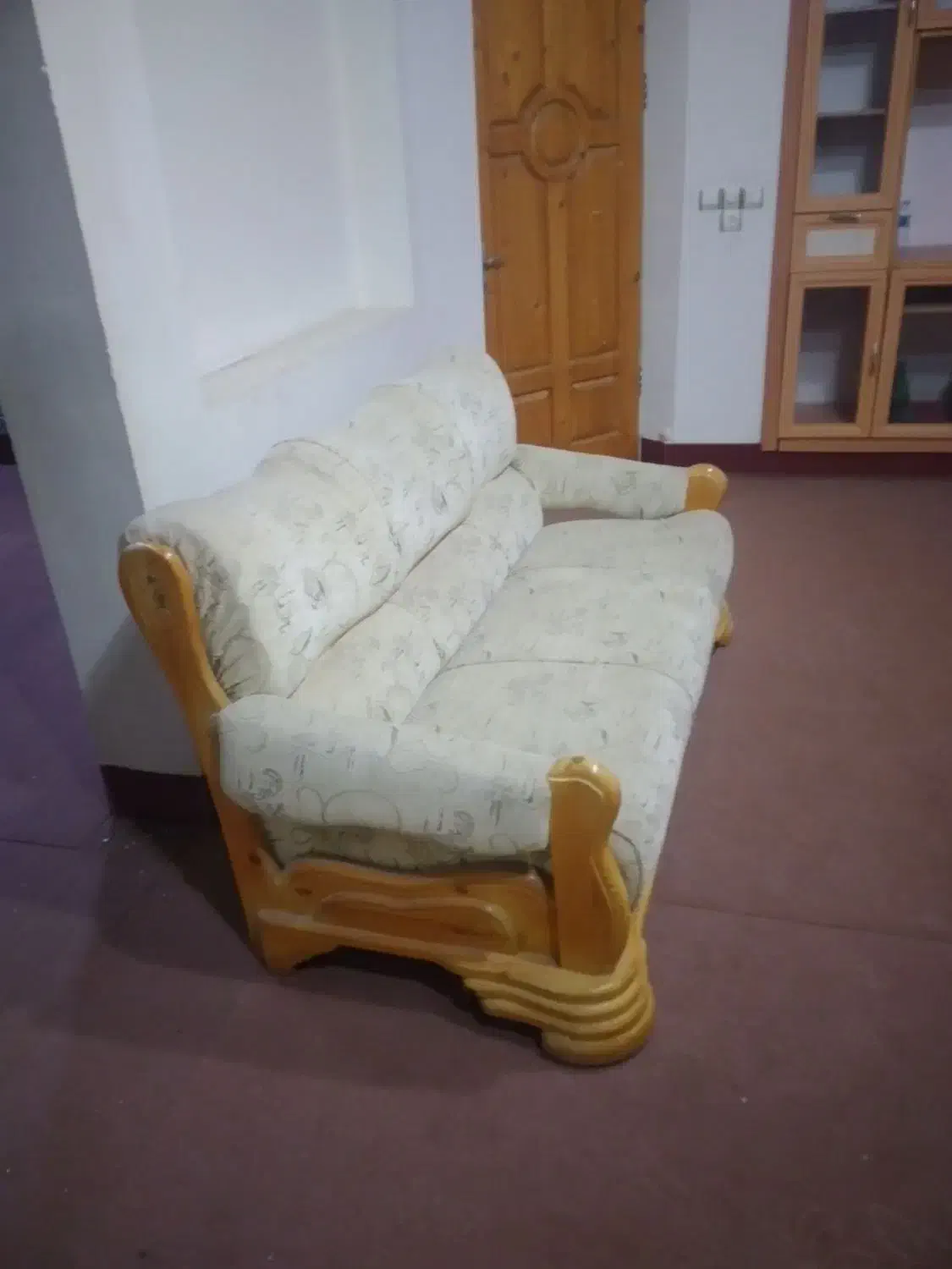 فروش دو دست مبل کیفیت خوب|مبلمان خانگی و میز عسلی|بندر دیر, |دیوار