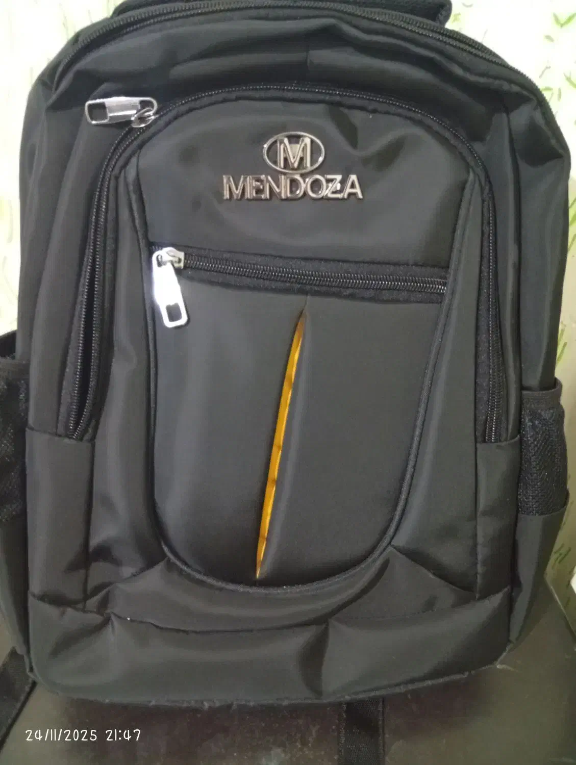 کیف مدرسه نو|کیف، کفش، کمربند|ازنا, |دیوار