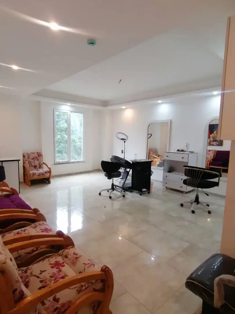 فروش واحد اداری تجاری ۶۰ متری در خیابان منظریه|فروش دفتر کار، اتاق اداری، مطب|لاهیجان, شهید آوینی|دیوار