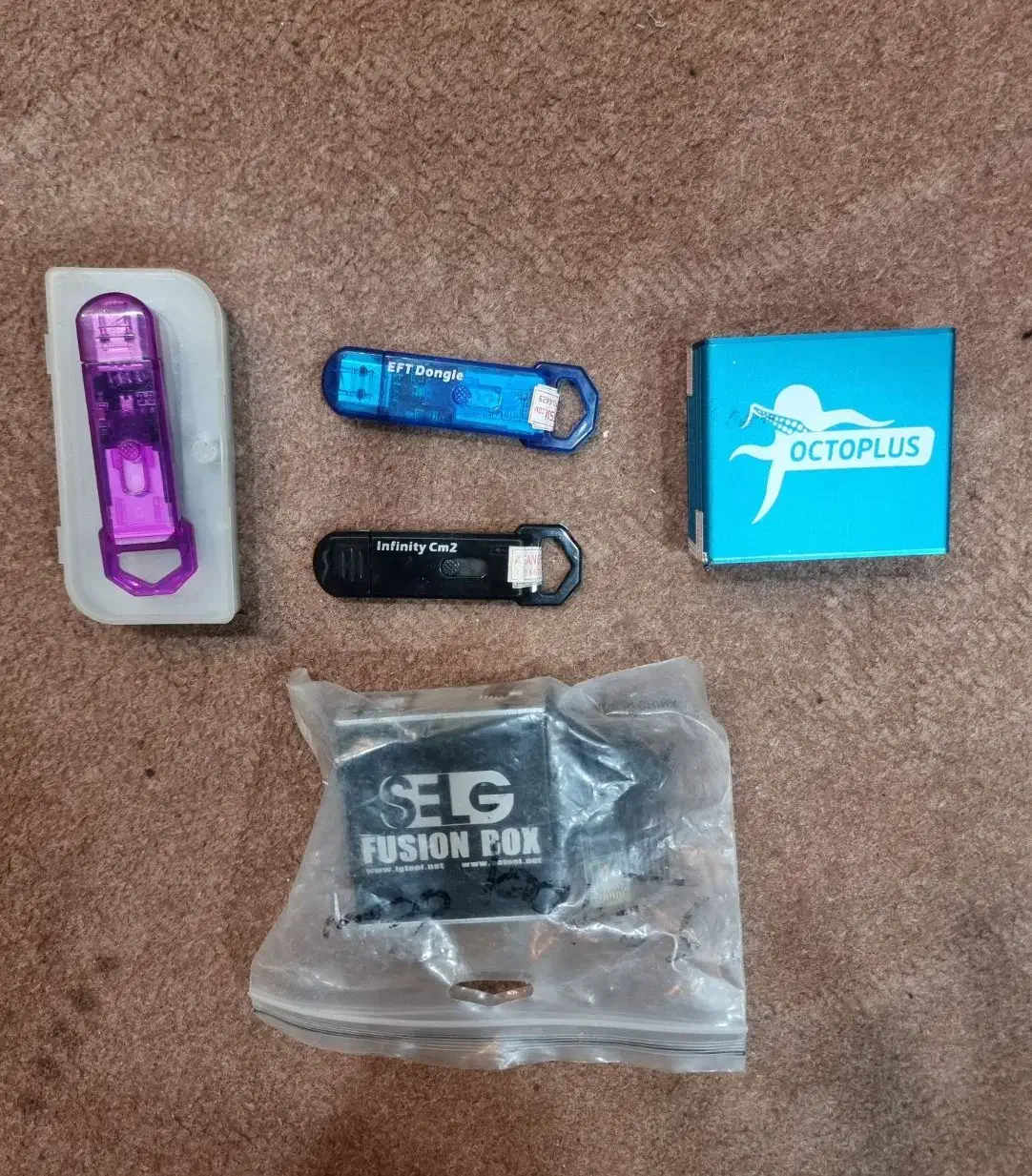 دانگل نرم افرار موبایل|لوازم جانبی موبایل و تبلت|قم, نخودی|دیوار