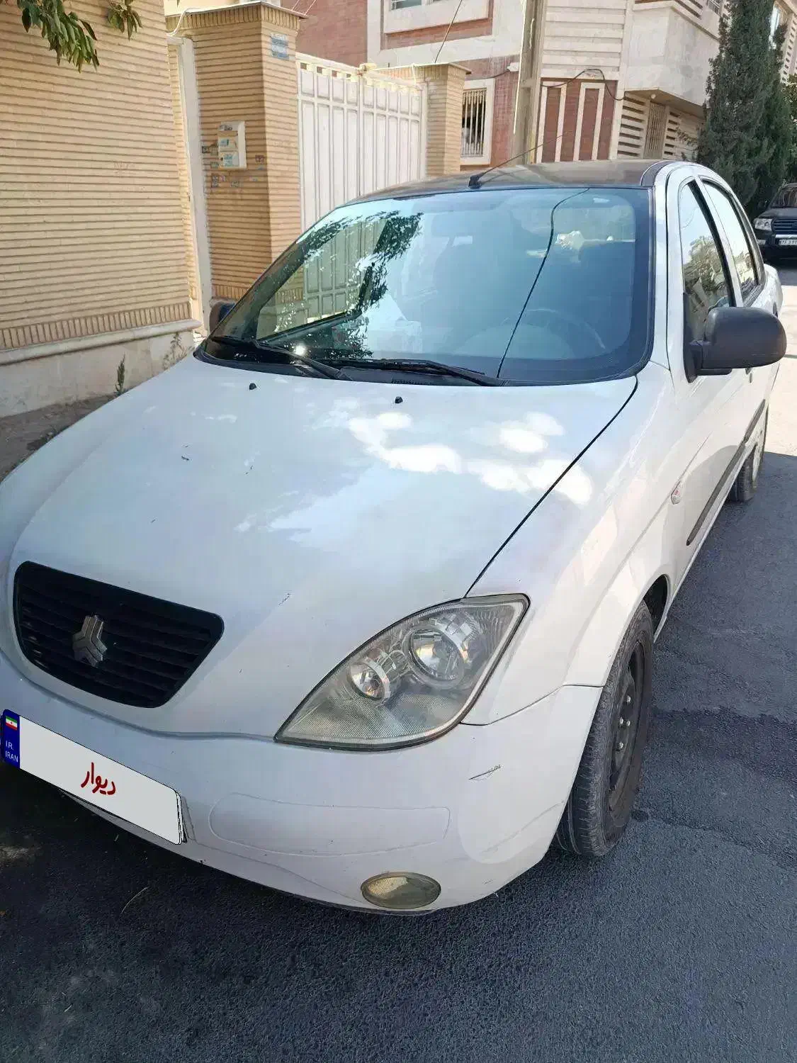 تیبا صندوقدار 99|خودرو سواری و وانت|شیراز, حومه شیراز|دیوار