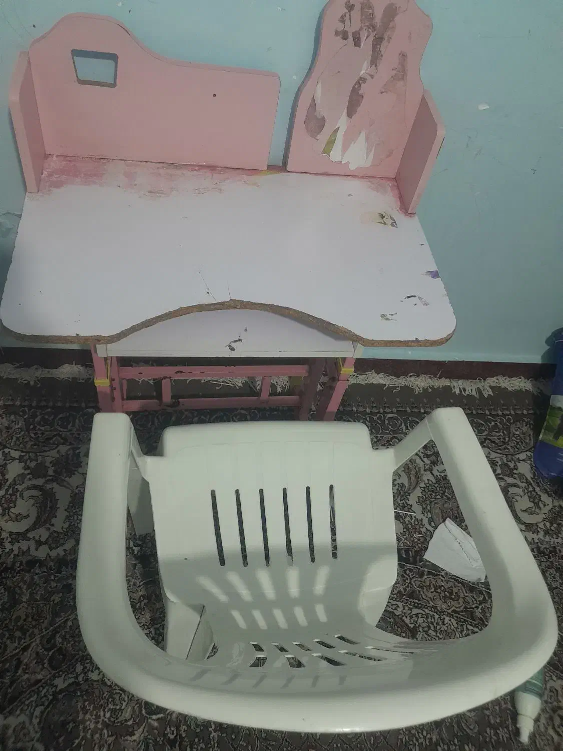 میز و صندلی کودک|تخت و صندلی بچه|درگهان, |دیوار