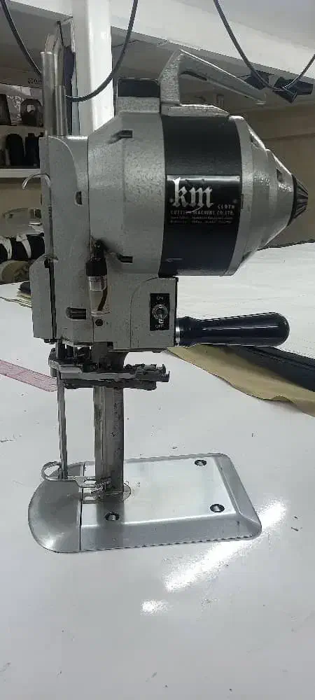 قیچی برقی شماره۷ مارک کی ام اصل ژاپن|لوازم خیاطی و بافتنی|تهران, تهرانپارس شرقی|دیوار