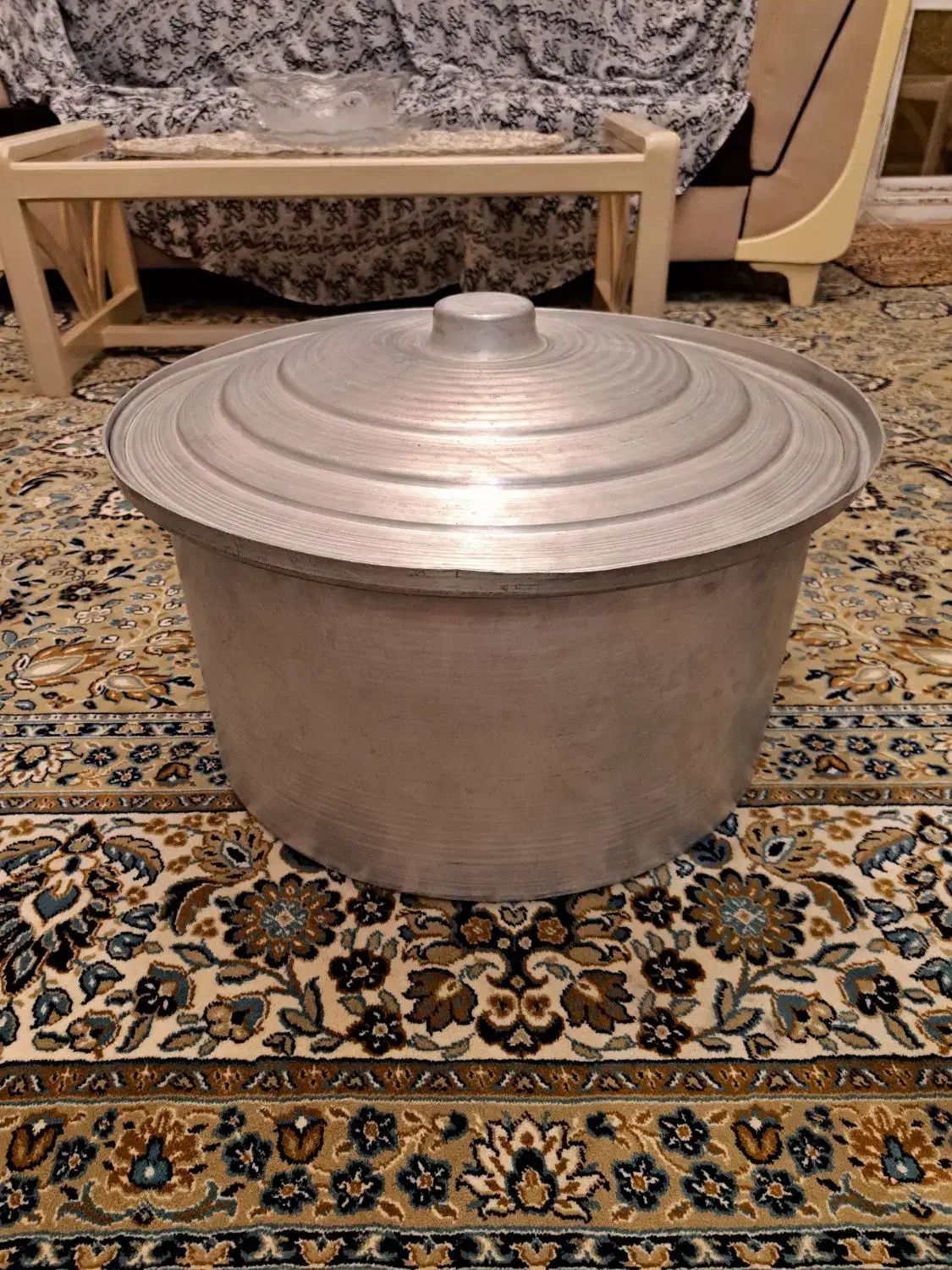 قابلمه بزرگ مهمانی|ظروف پخت‌وپز|اردبیل, |دیوار