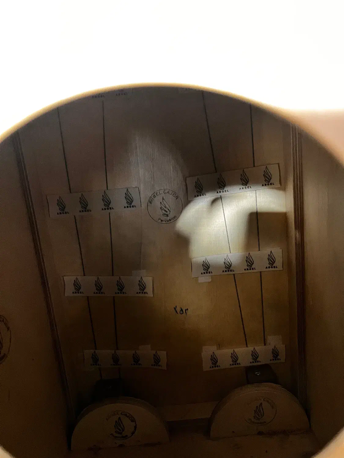 کاخن برند آنجل|درام و پرکاشن|ورامین, ورامین|دیوار