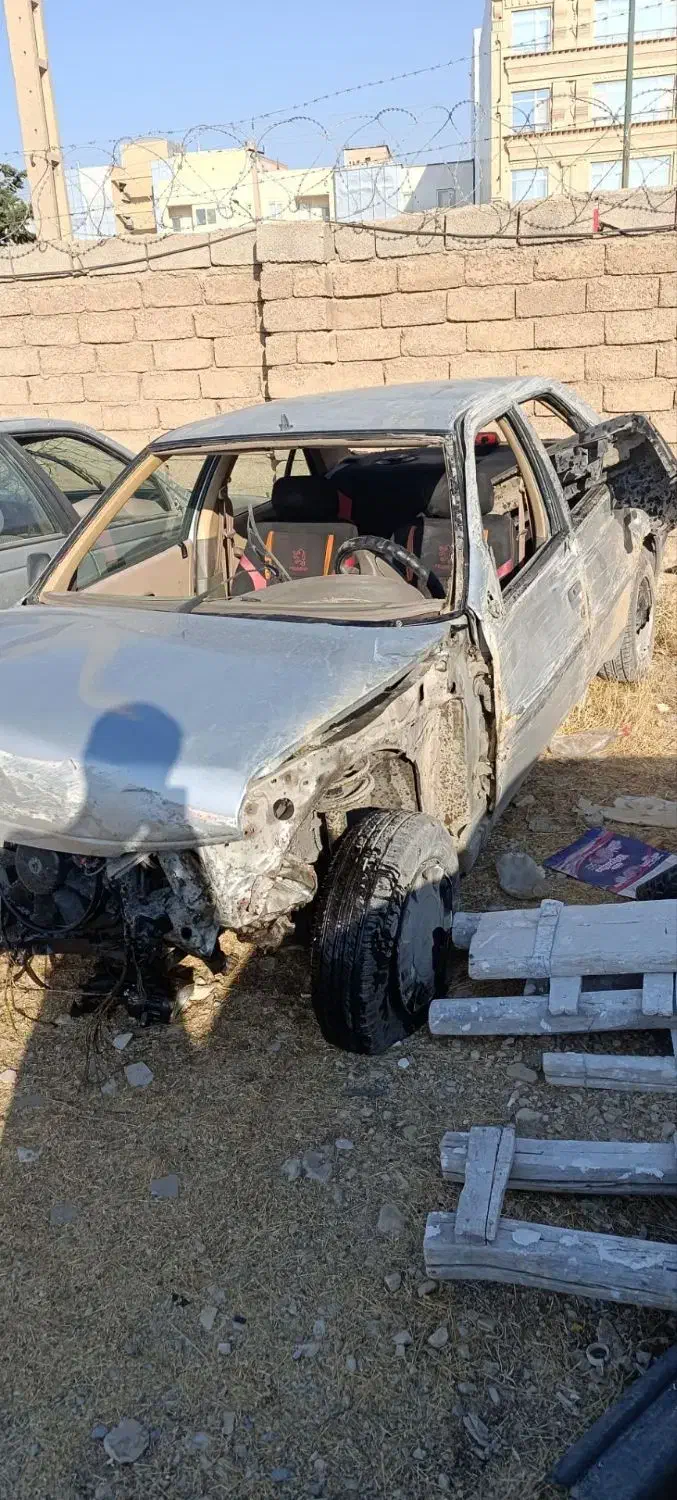 پژو 405 تصادفی|خودرو سواری و وانت|ایلام, |دیوار