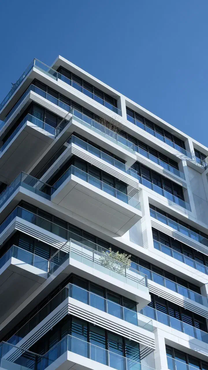 (( تجاری ۲۱۰ متری دو نبش بر اصلی مطهری ))|اجارهٔ مغازه و غرفه|ساوه, |دیوار