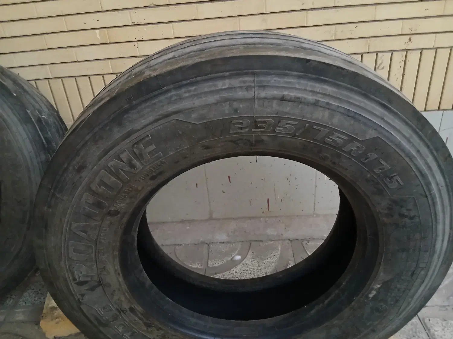 فروش لاستیک کامیونت|قطعات یدکی و لوازم جانبی|لنجان, |دیوار