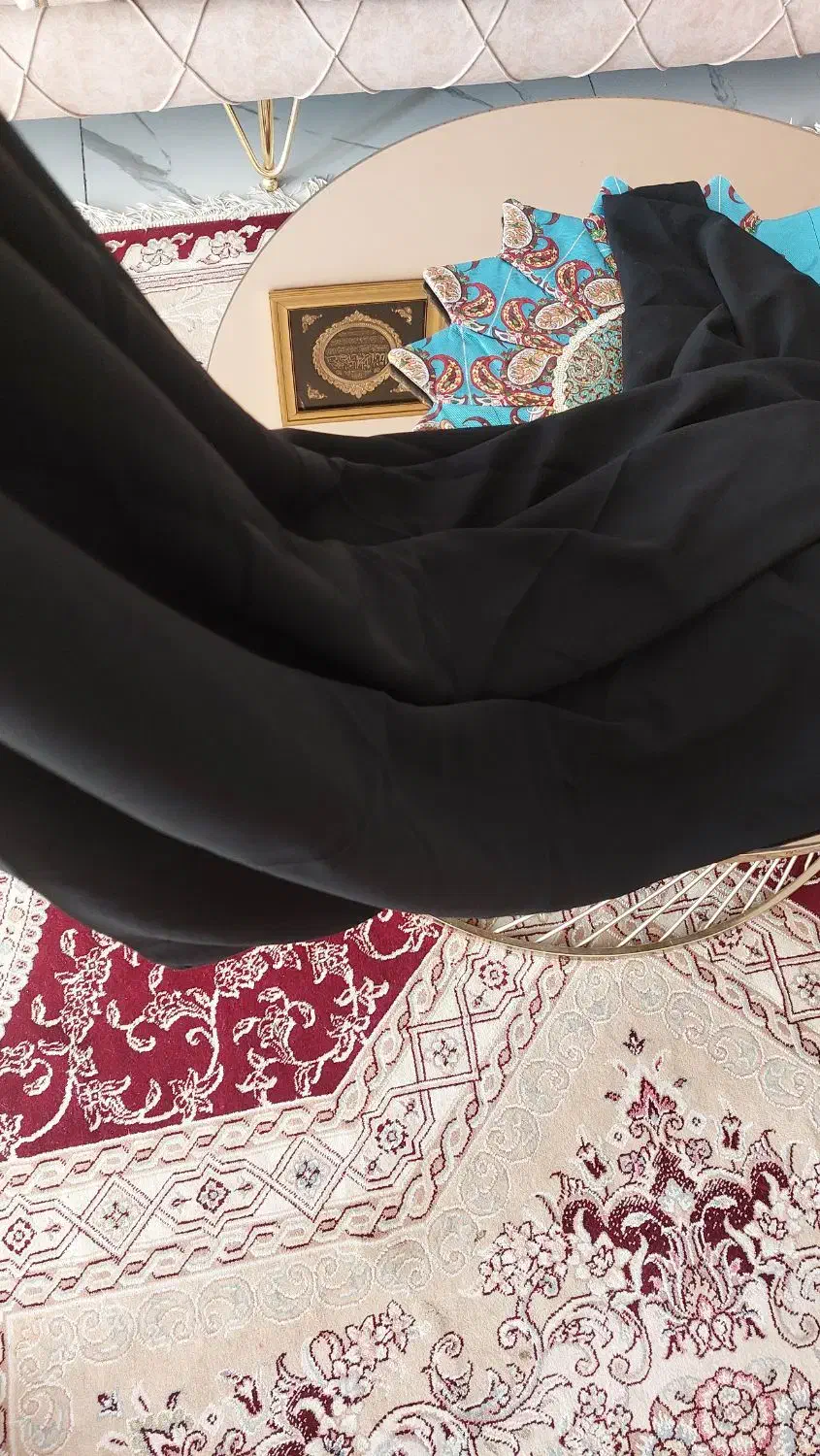 چادر عربی مشکی|لباس|صدرا-فارس, فاز ۱|دیوار