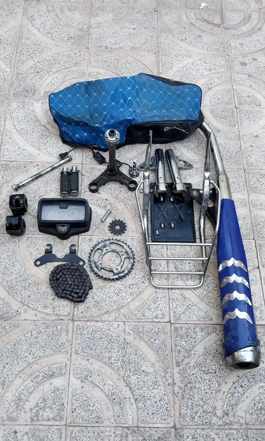 وسایل یدکی هوندا ۲۰۰|قطعات یدکی و لوازم جانبی|کرمان, |دیوار