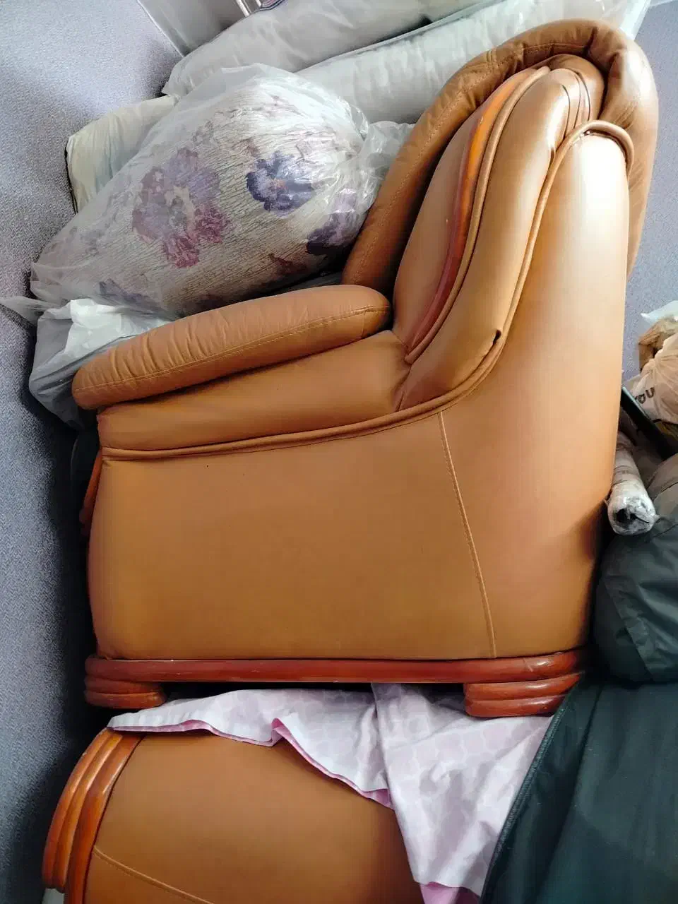 مبل چرم|مبلمان خانگی و میز عسلی|کرمان, |دیوار