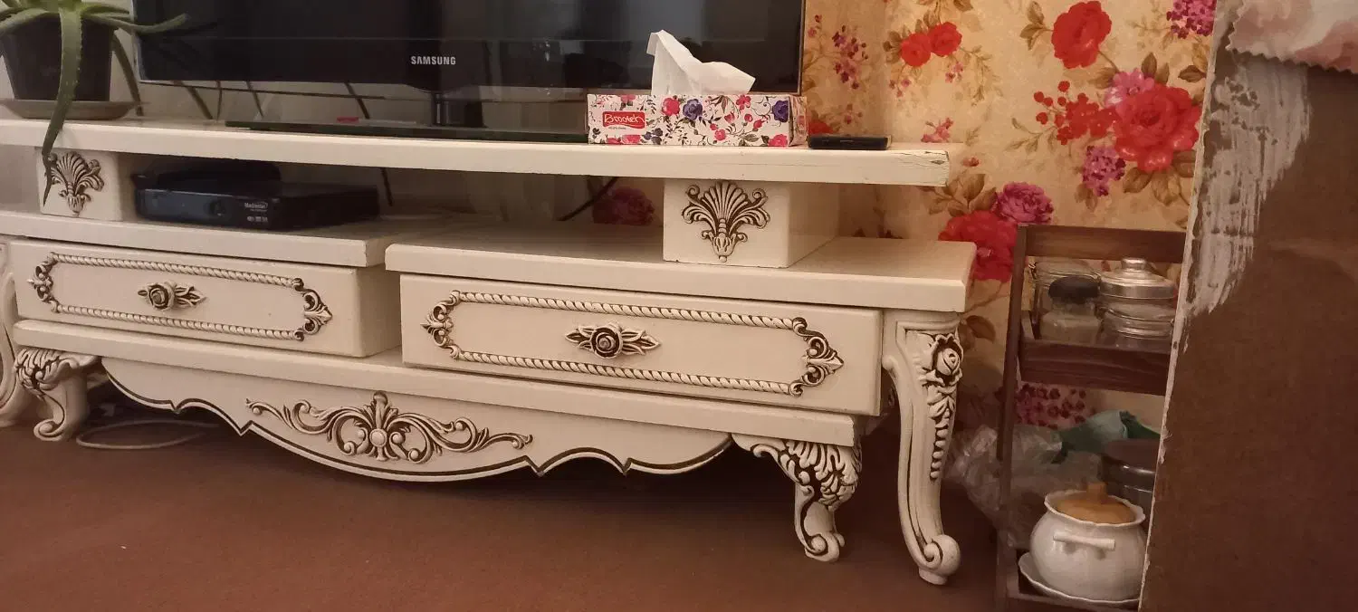 میز تلویزیون|میز تلویزیون|کرج, کلاک بالا|دیوار