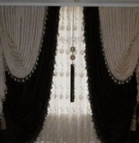 عکس خود پرده نیست ولی همینه ۴ ونیم متر|پرده، رانر، رومیزی|زرین آباد, |دیوار