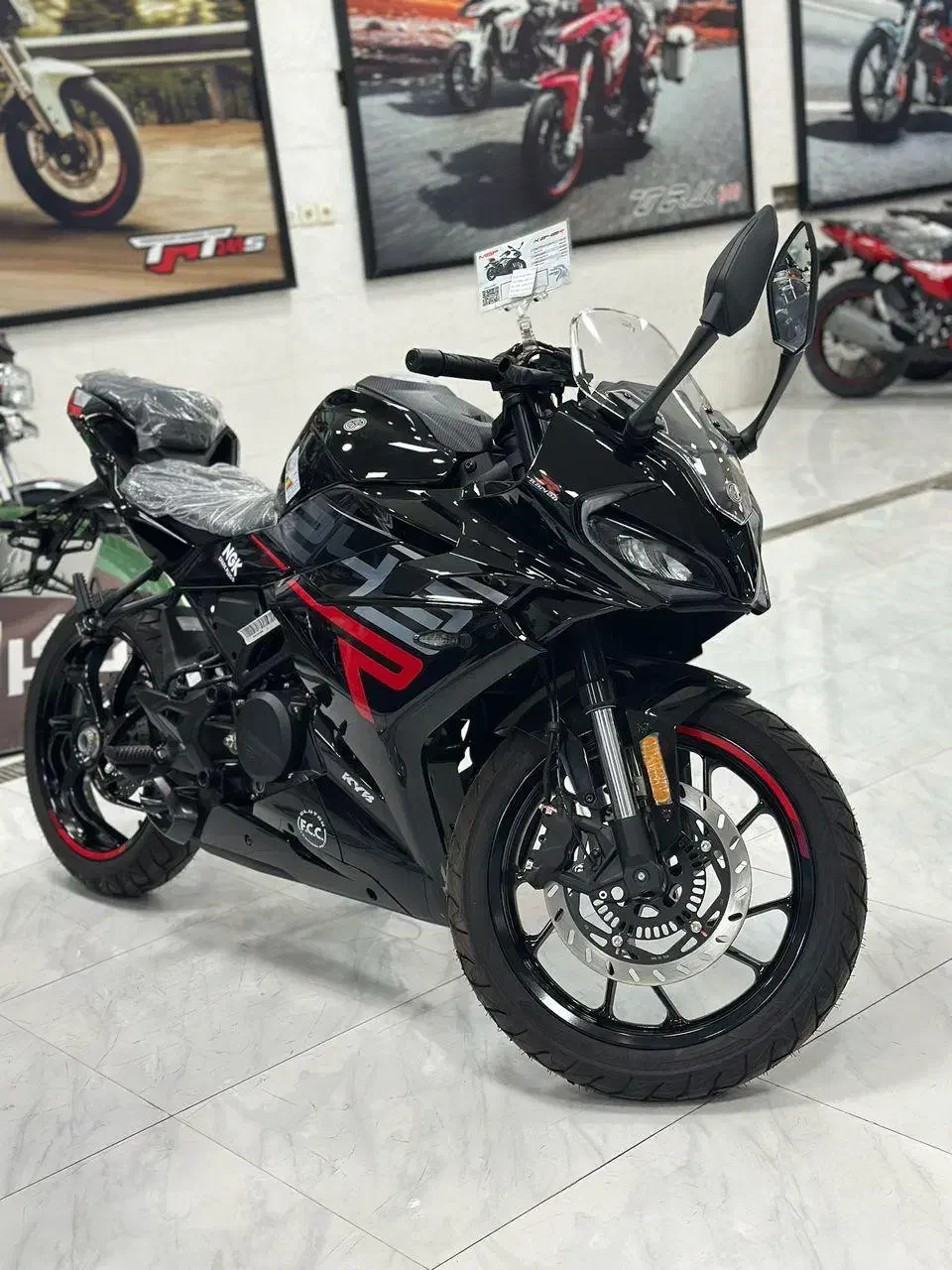 کی وی ریس K249R مدل 404 صفر|موتورسیکلت|تهران, میرداماد|دیوار