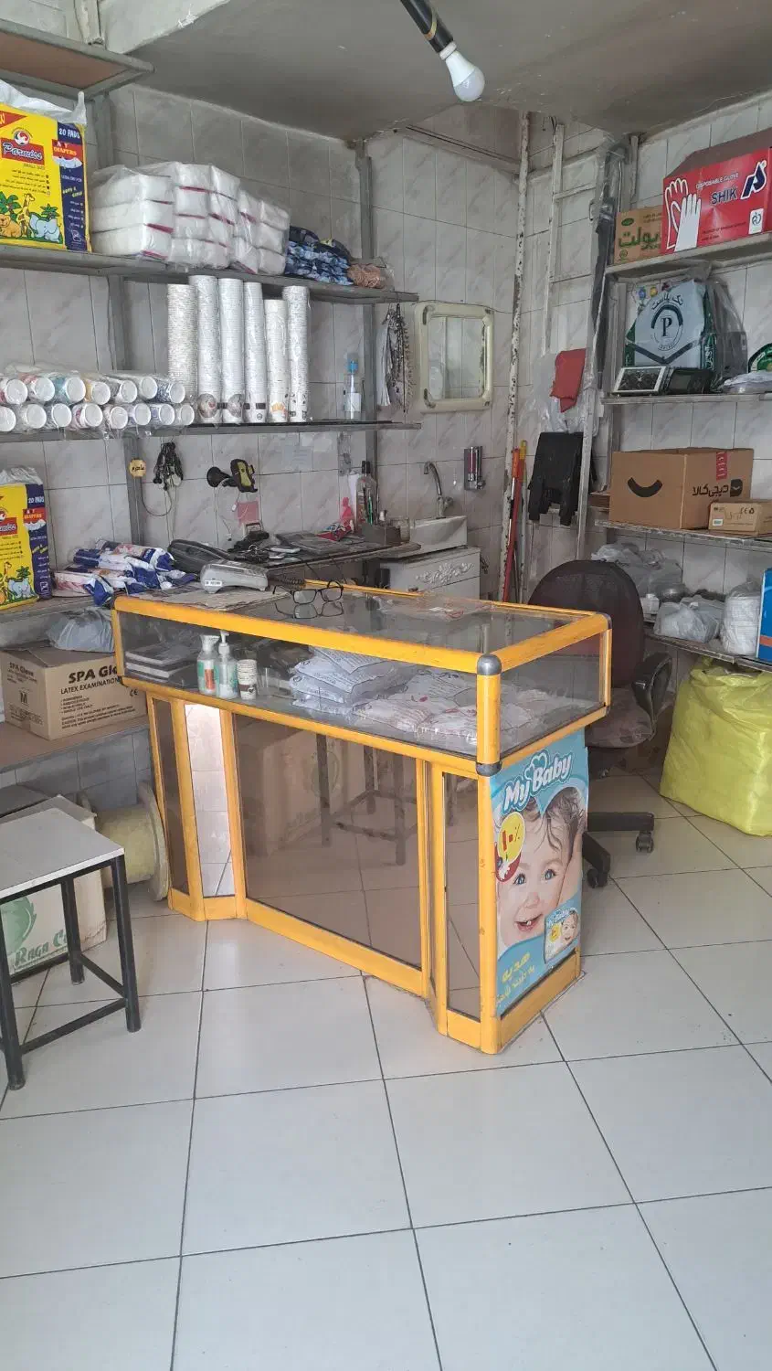 اجاره مغازه ۱۲ متری جاده قم|اجارهٔ مغازه و غرفه|ری, سرتخت|دیوار