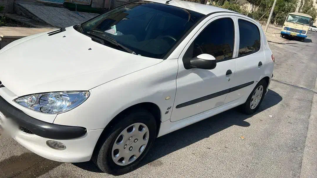 پژو ۲۰۶ تیپ ۵ مدل ۹۶|خودرو سواری و وانت|یزد, |دیوار