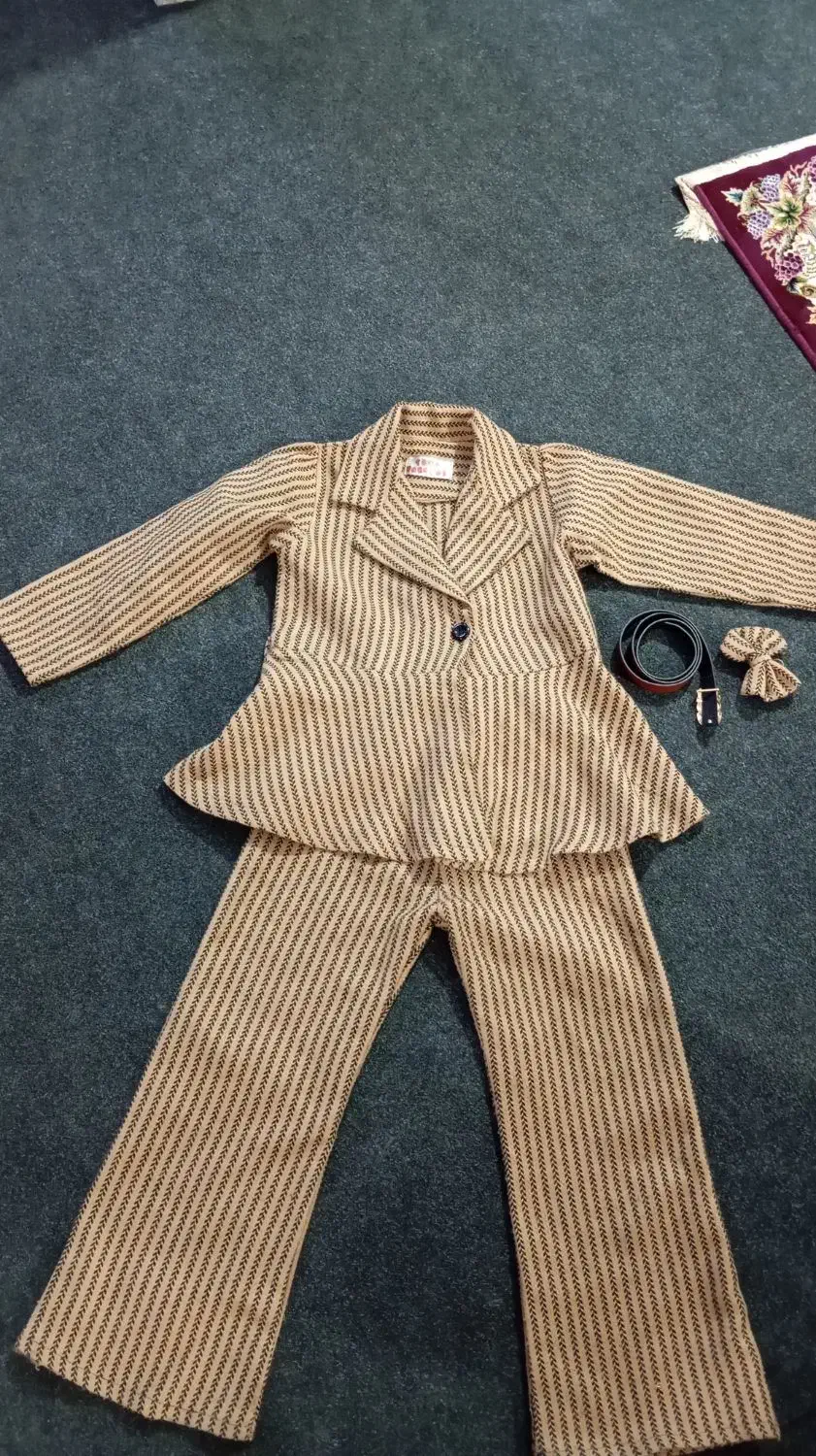 بچه گانه|لباس|ورامین, ورامین|دیوار