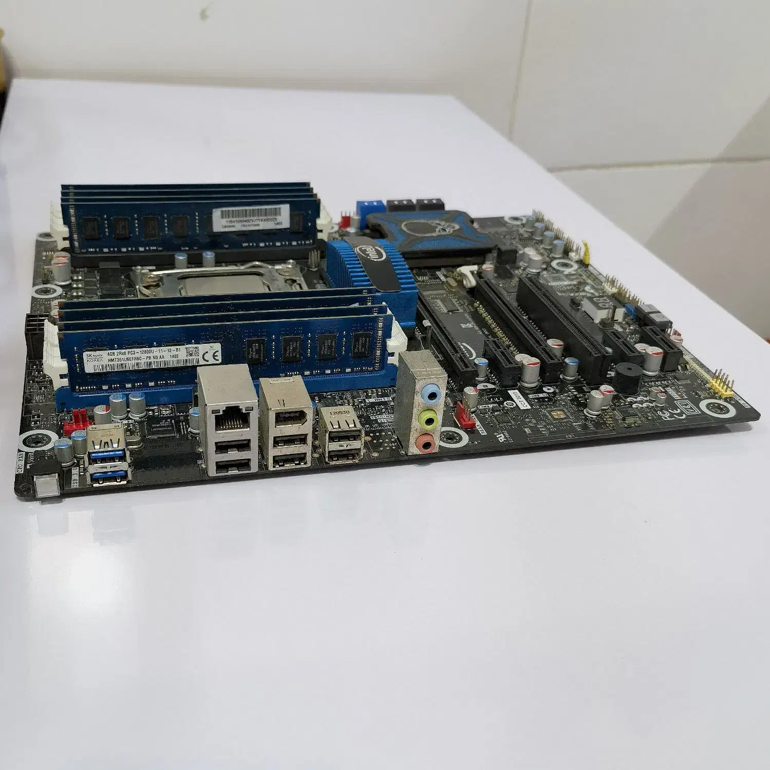 باندل x79 intel Extreme و Xeon 2690 و ۳۲ گیگ رم|قطعات و لوازم جانبی رایانه|اصفهان, امیرعرب|دیوار