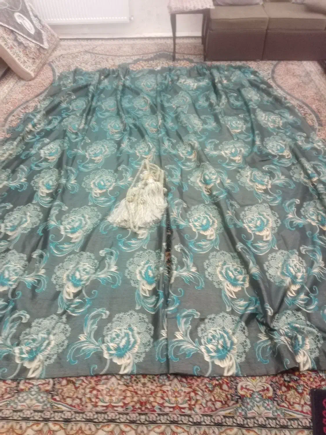 پرده|پرده، رانر، رومیزی|گلبهار, شهر جدید گلبهار|دیوار