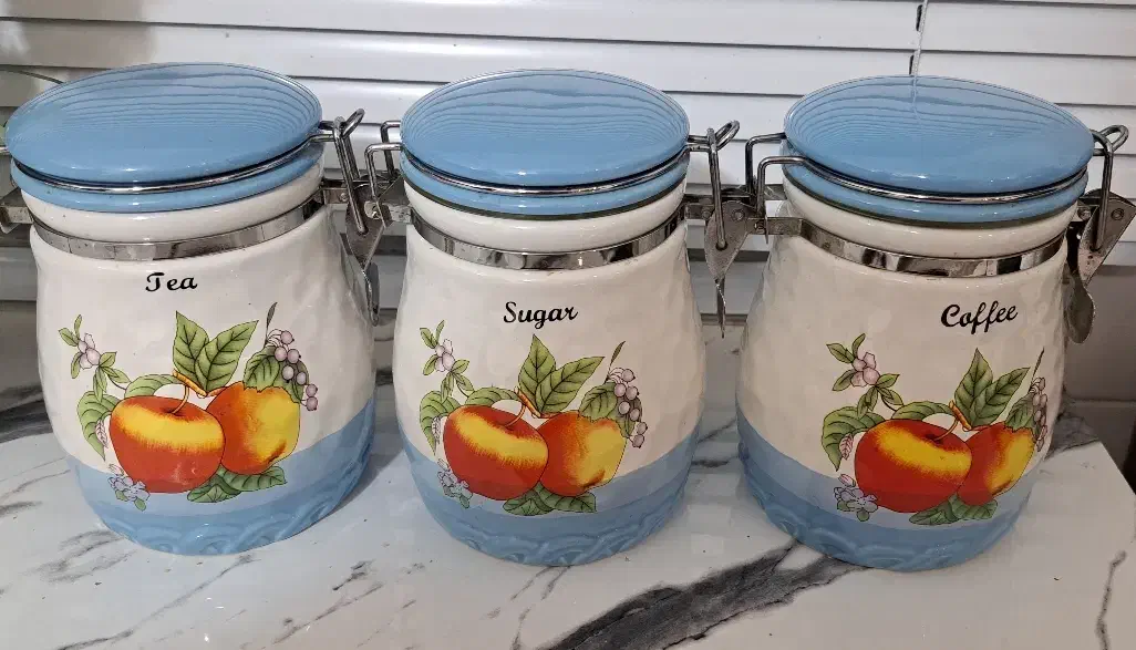 پا سماوری|آب‌چکان و نظم‌دهنده ظروف|گرگان, |دیوار