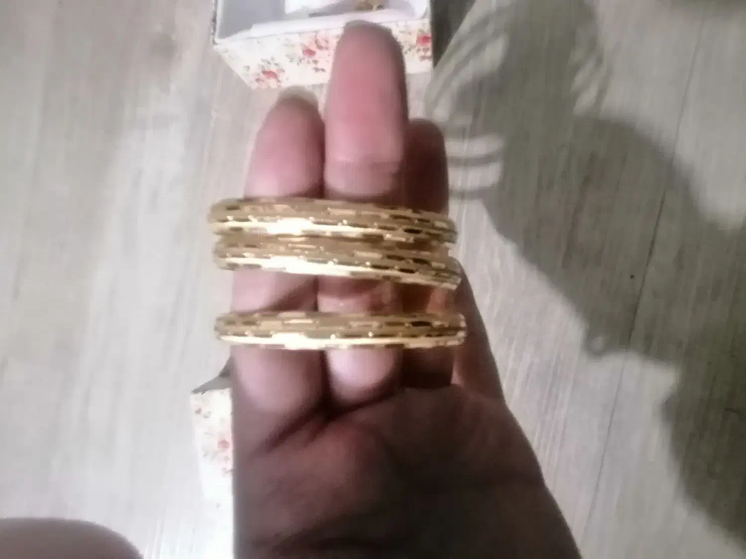 النگو|جواهرات|اصفهان, رسالت|دیوار