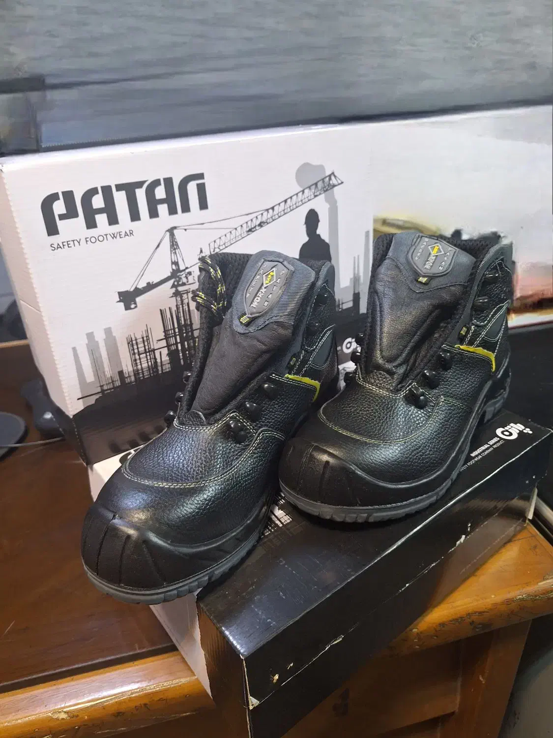 کفش ایمنی نو|کیف، کفش، کمربند|تهران, باغ فیض|دیوار