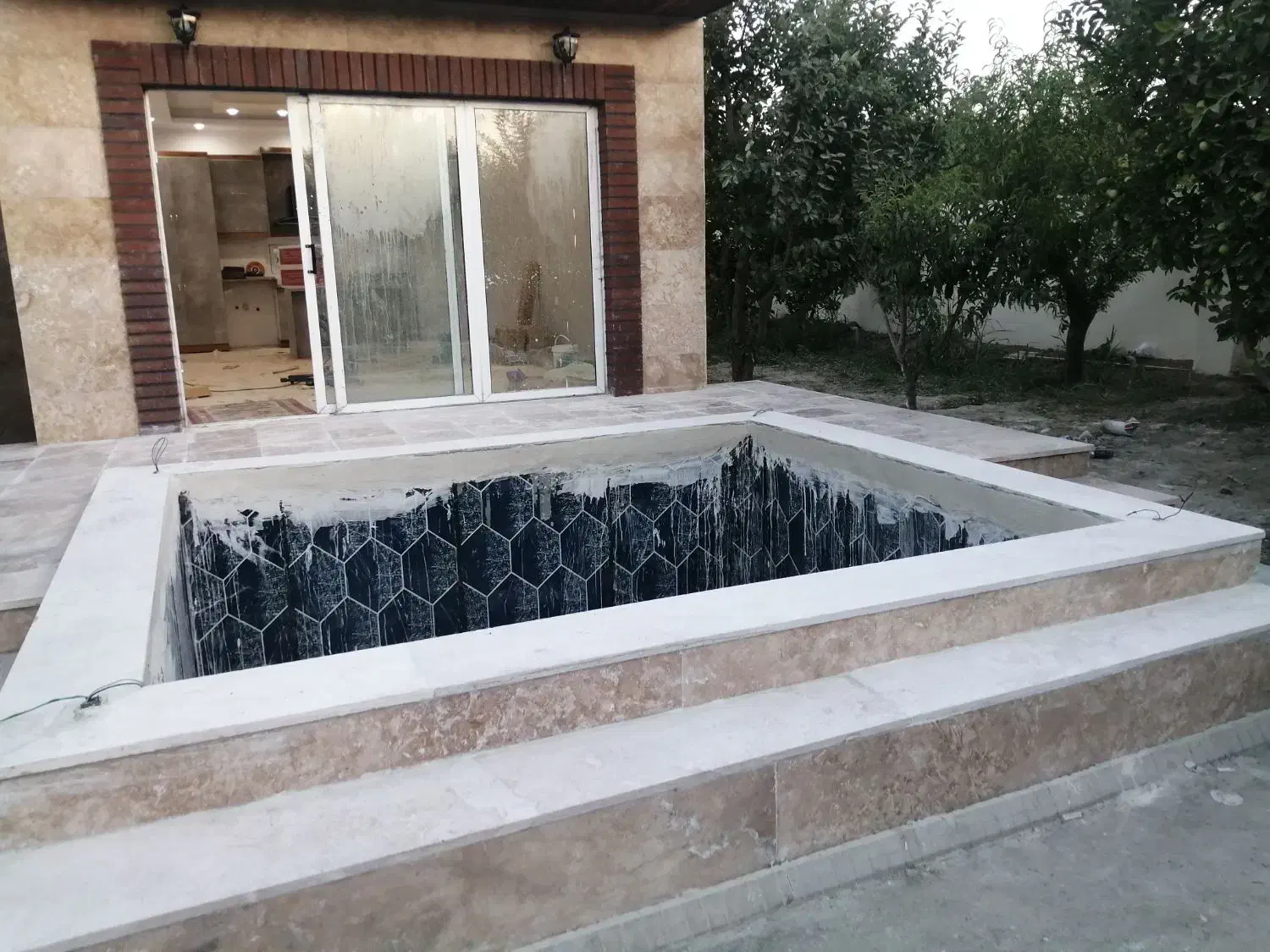 کاشی کاری سرامیک کاری|خدمات پیشه و مهارت|ارومیه, |دیوار