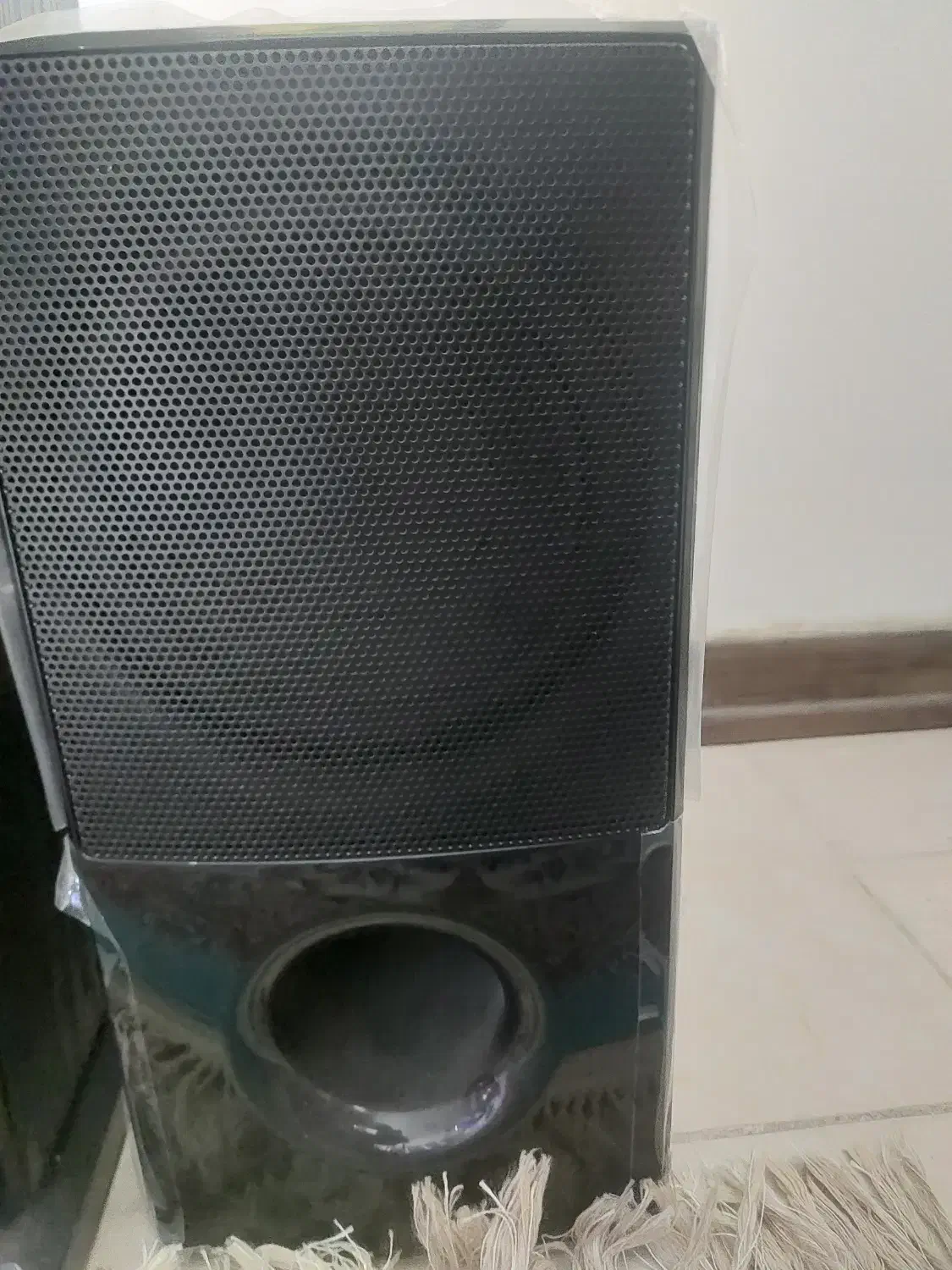 ساب و اسپیکر ال جی( دستگاه دی وی دی ندارد)|سیستم صوتی خانگی|اندیشه, اندیشه فاز ۳|دیوار