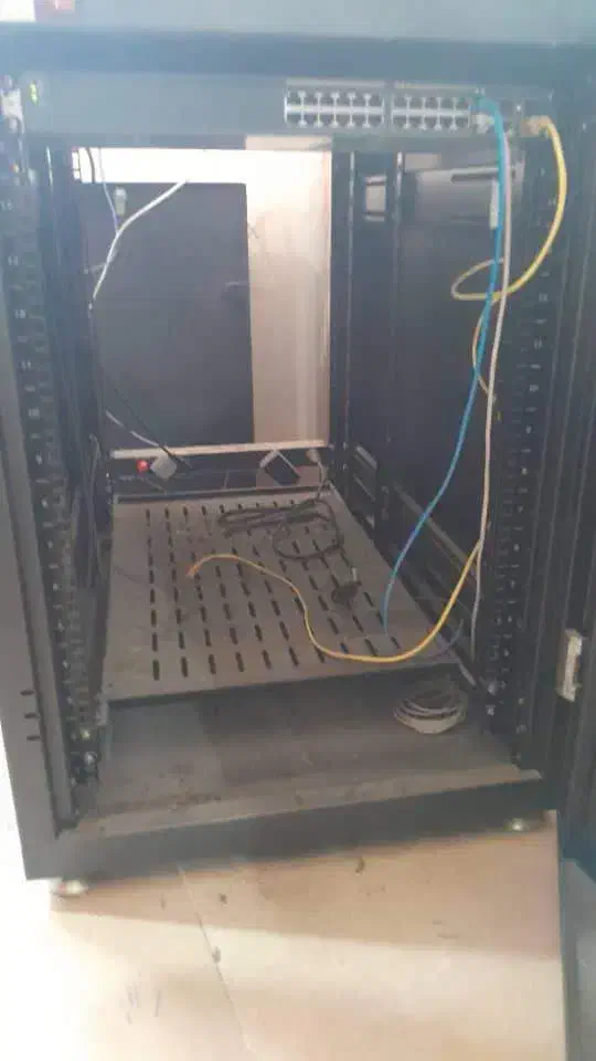 رک ایستاده|مودم و تجهیزات شبکه|تهران, سردارجنگل|دیوار