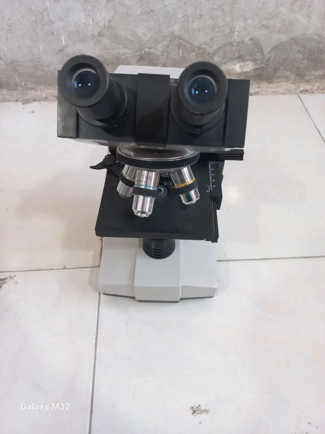 دو عدد میکروسکوپ سالم و بشرط|پزشکی|کلاله, |دیوار