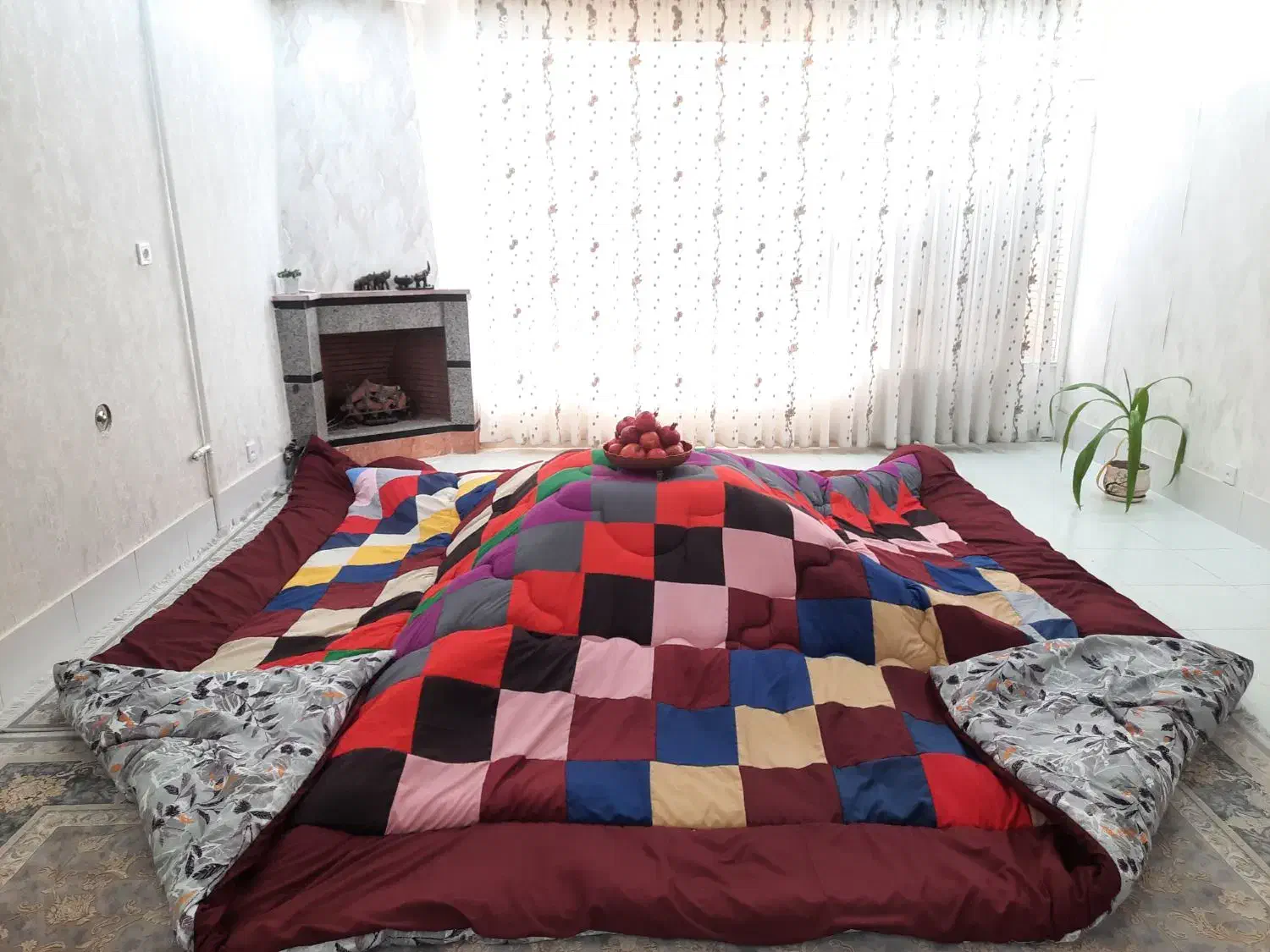 لحاف کرسی چهل تیکه پتینه|رختخواب، بالش، پتو|اصفهان, احمدآباد|دیوار