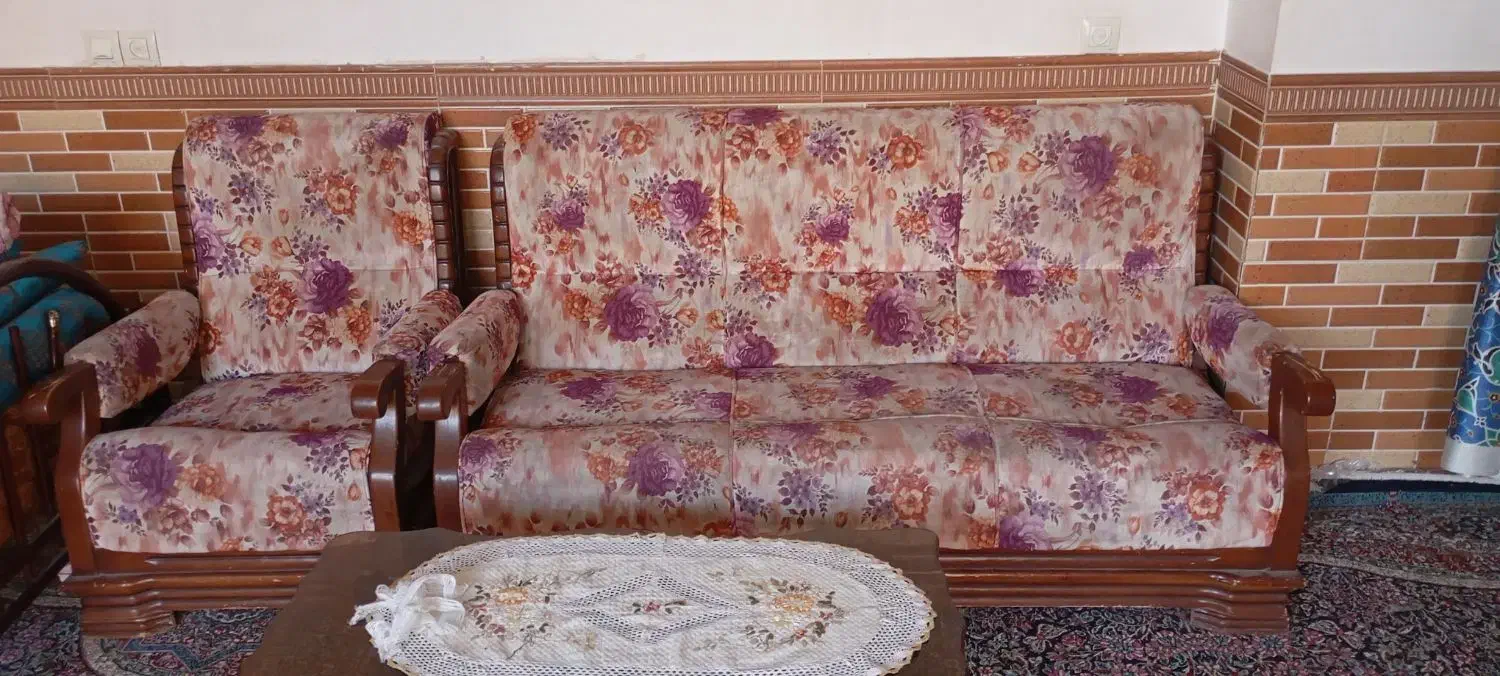 مبل|مبلمان خانگی و میز عسلی|زرند, |دیوار