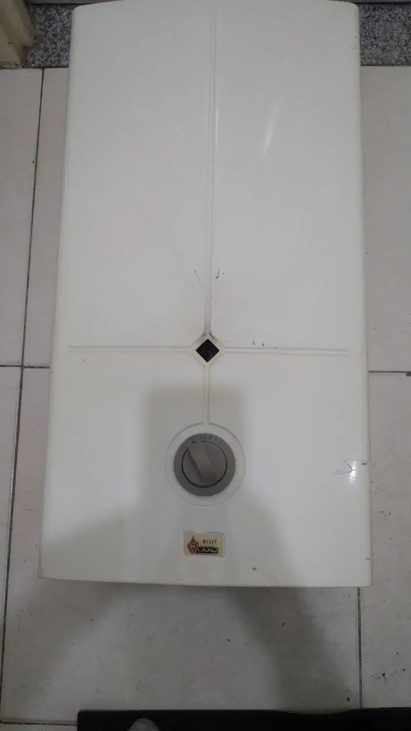 یک عدد آبگرمکن دیواری بوتان ۳۱۱۵ به فروش میرسد|آبگرمکن، پکیج، شوفاژ|تبریز, |دیوار