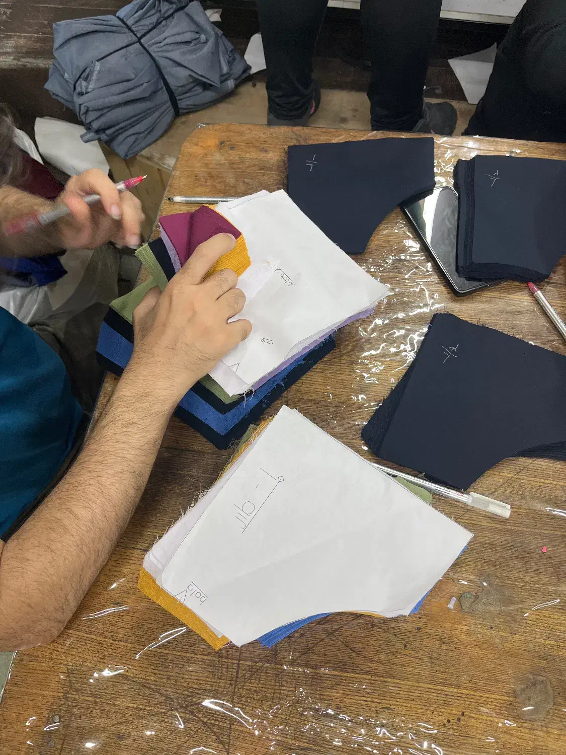 اتوکار/بسته بند/وسط کار|استخدام صنعتی، فنی، مهندسی|تهران, امام حسین|دیوار