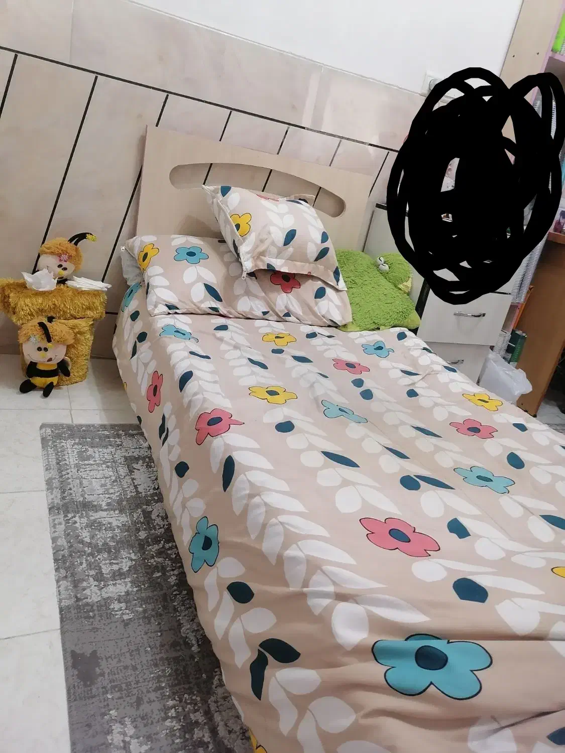 دو عدد تخت نوجوان تمیز با کفی یک تکه|تخت و سرویس خواب|نجف‌آباد, طالقانی|دیوار