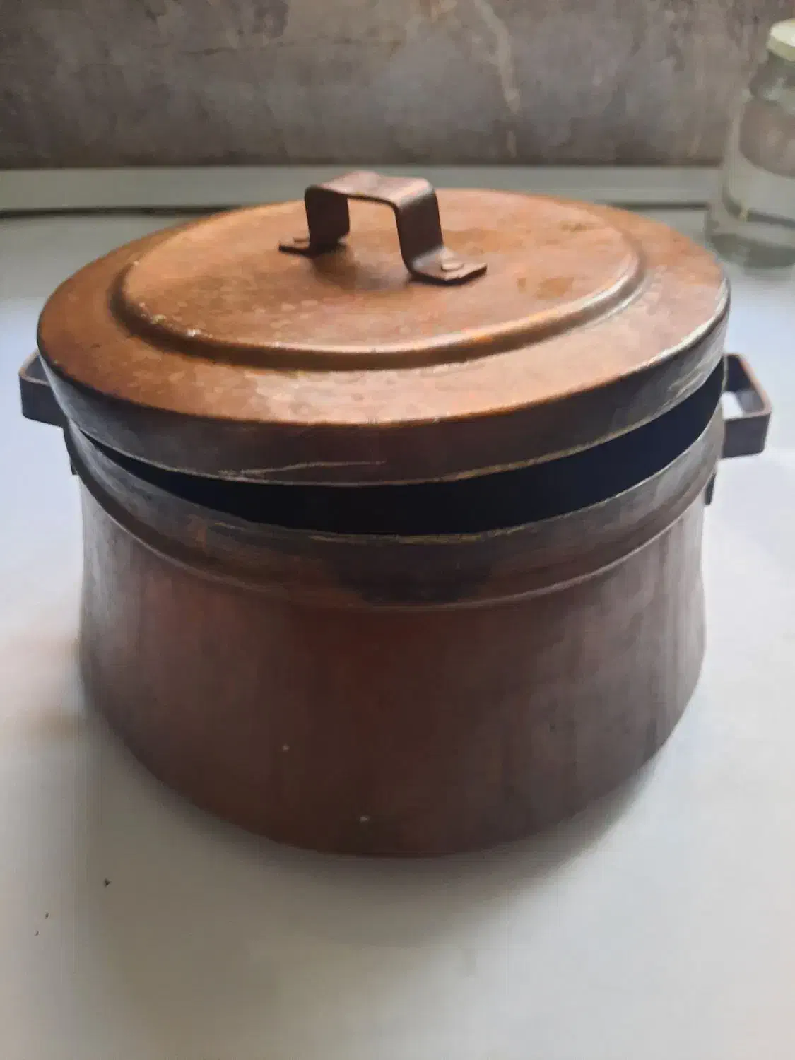 دیگ مسی|ظروف پخت‌وپز|گنبد کاووس, |دیوار