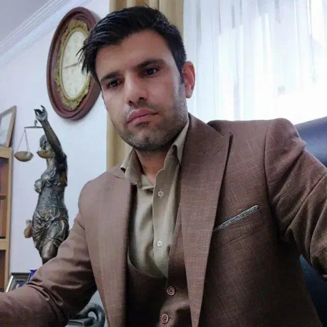 وکیل پایه یک دادگستری|خدمات مالی، حسابداری، بیمه|شهریار, شهرک اداری تندگویان|دیوار