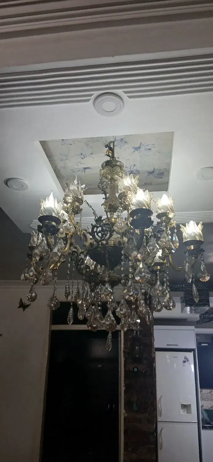 لوستربرنزاصلبالالههایشامپانی|لوستر و چراغ آویز|قرچک, مهدیه|دیوار