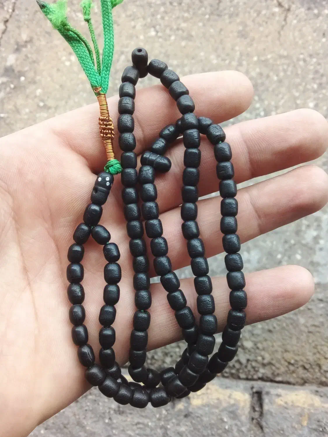 تسبیح قدیمی|جواهرات|نهاوند, |دیوار