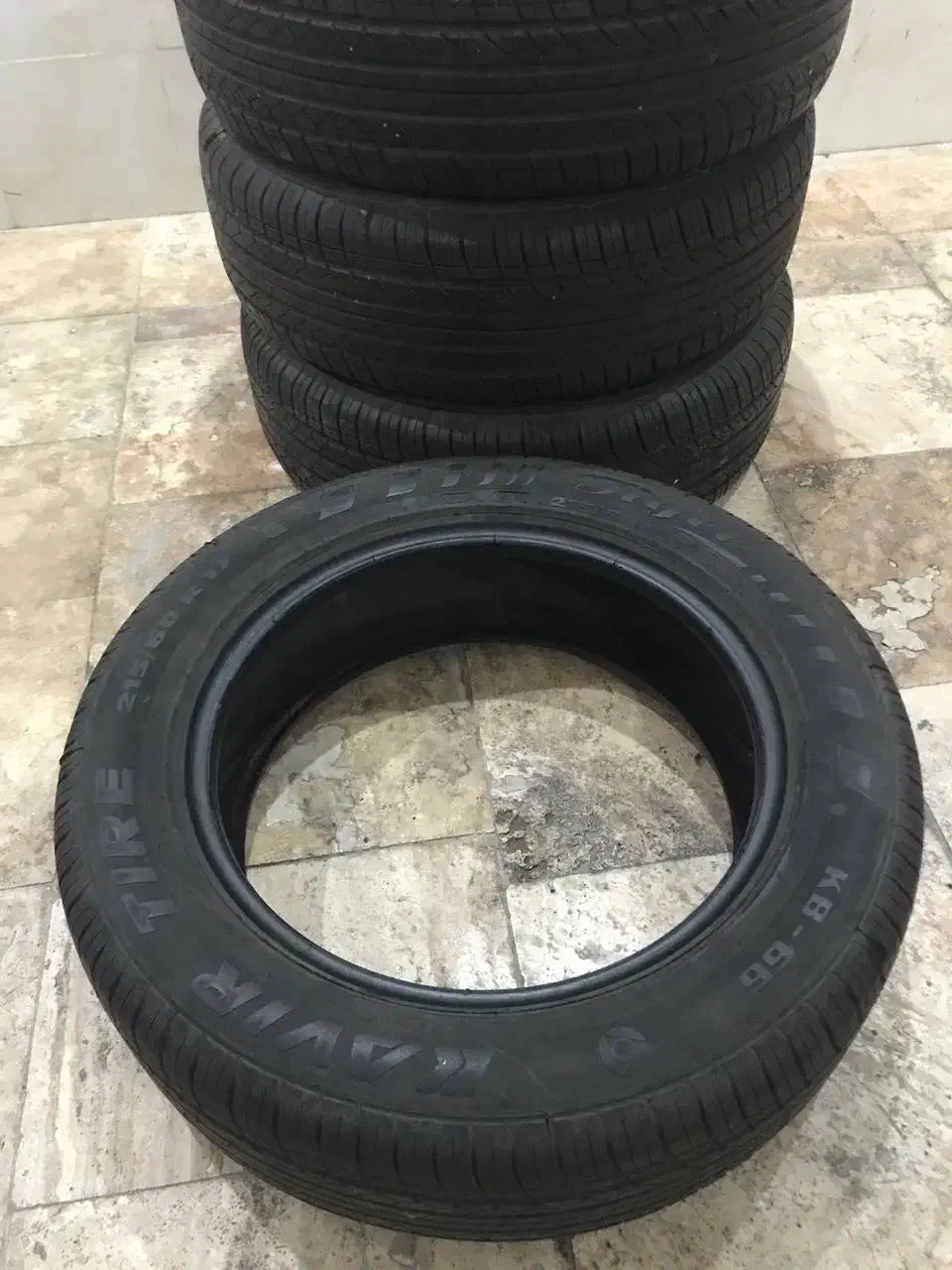 لاستیک کویر 215/60/17 صفر|قطعات یدکی و لوازم جانبی|ساری, |دیوار