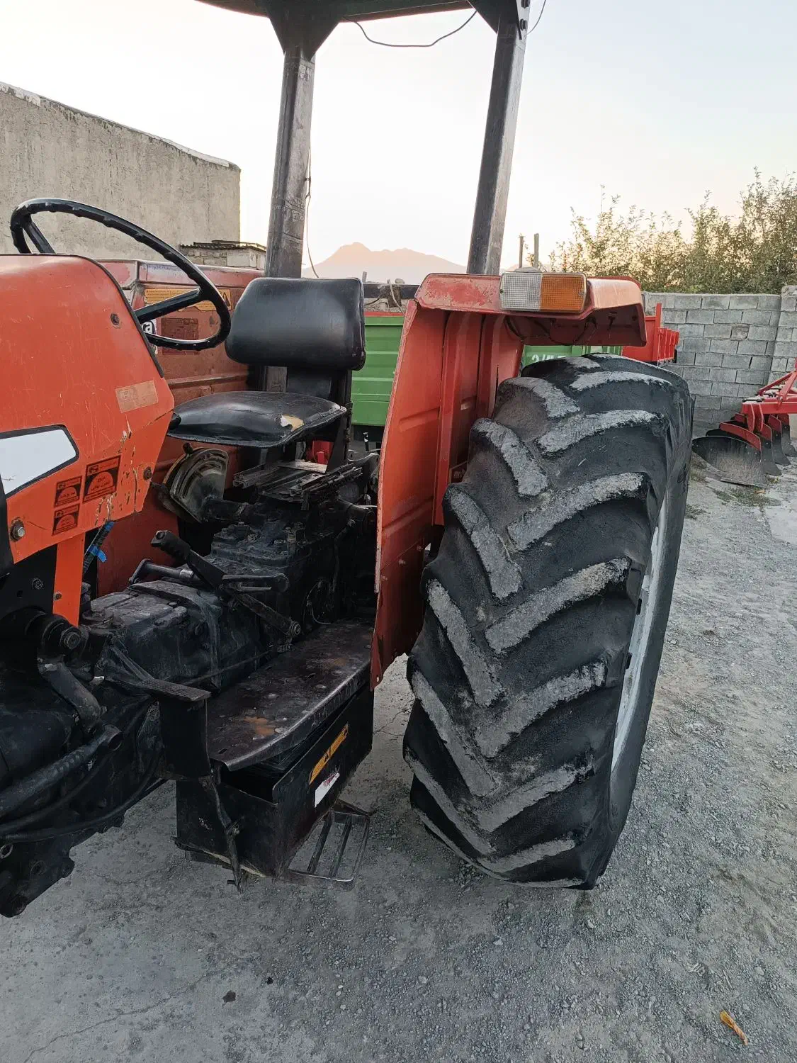 دو دستگاه تراکتور 285 و 475|خودرو سنگین|کامیاران, |دیوار