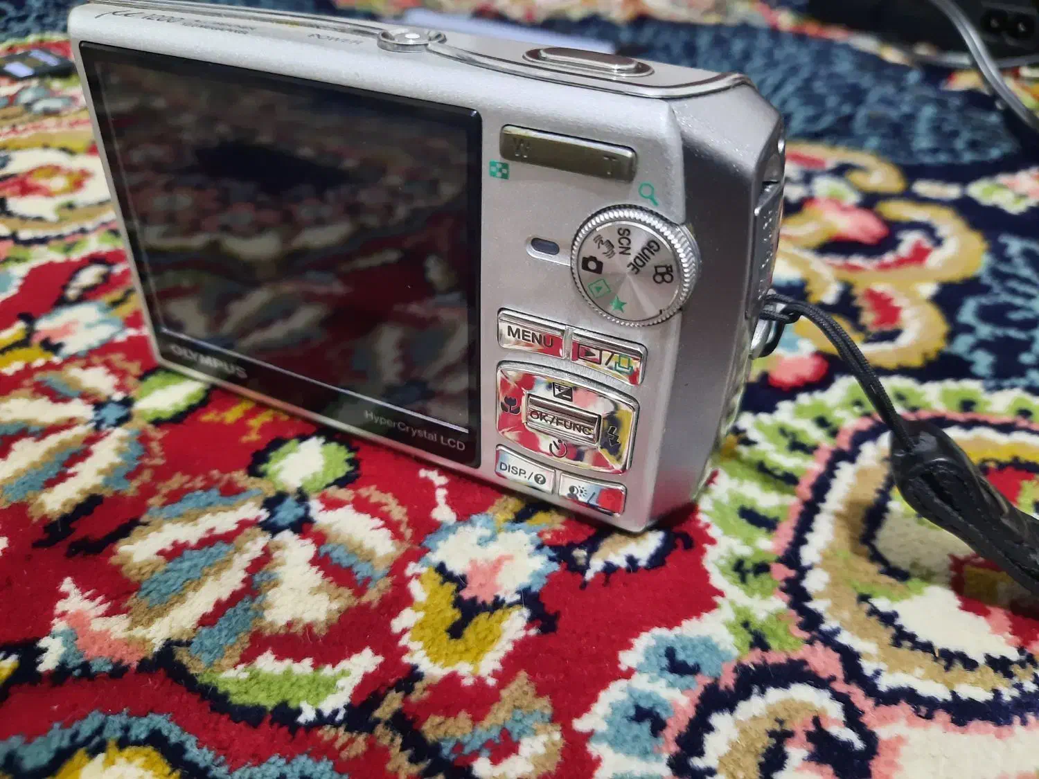 دوربین عکاسی و فیلمبرداری الیمپوس با کارتون رم ۱۶|دوربین عکاسی و فیلمبرداری|تهران, دهم فروردین|دیوار