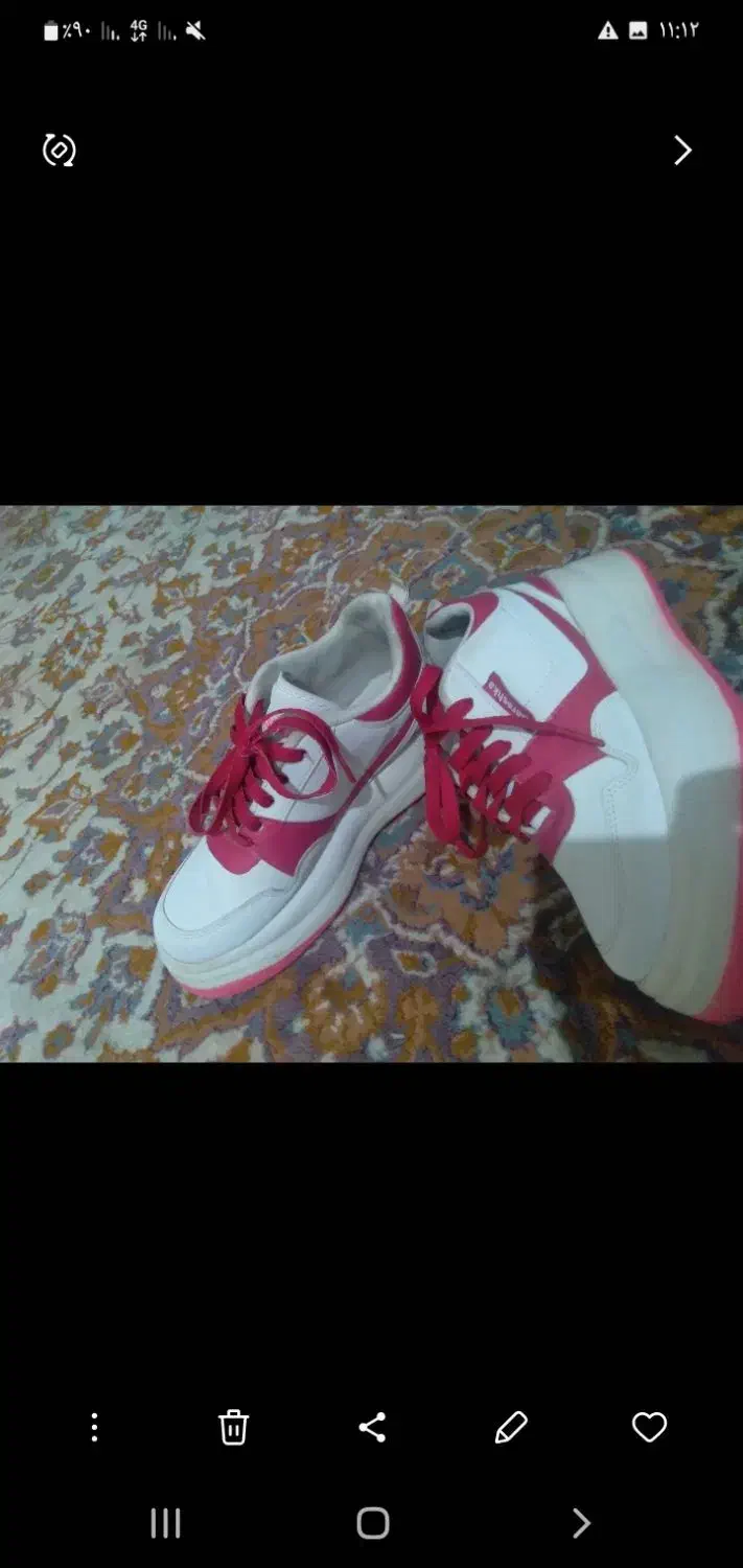 نیم بت و کفش سفید شیک|کیف، کفش، کمربند|سوسنگرد, |دیوار