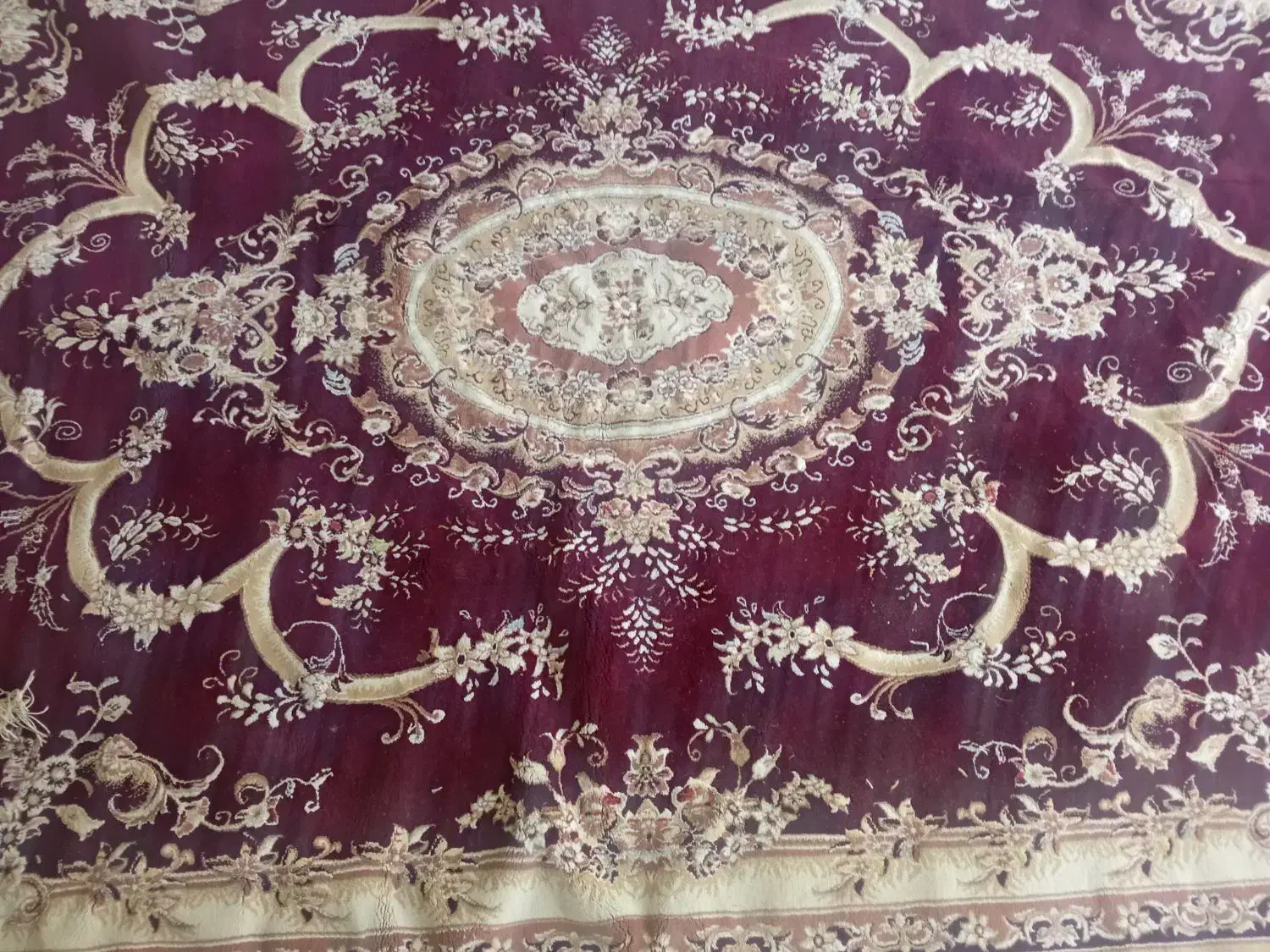 فرش نه متری|فرش|اردبیل, |دیوار