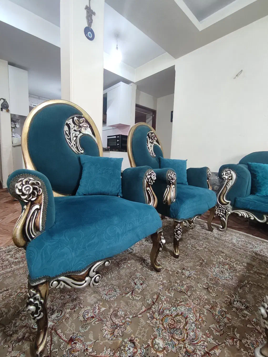 مبل|مبلمان خانگی و میز عسلی|هشتگرد, فاز ۱ مهستان|دیوار