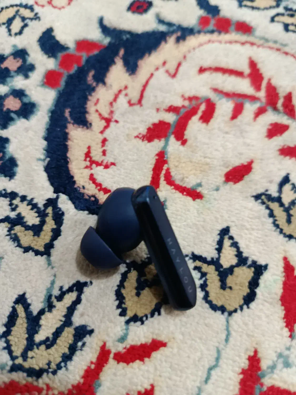 ایرپاد سمت چپ هالو|لوازم جانبی موبایل و تبلت|اصفهان, کوی امام|دیوار