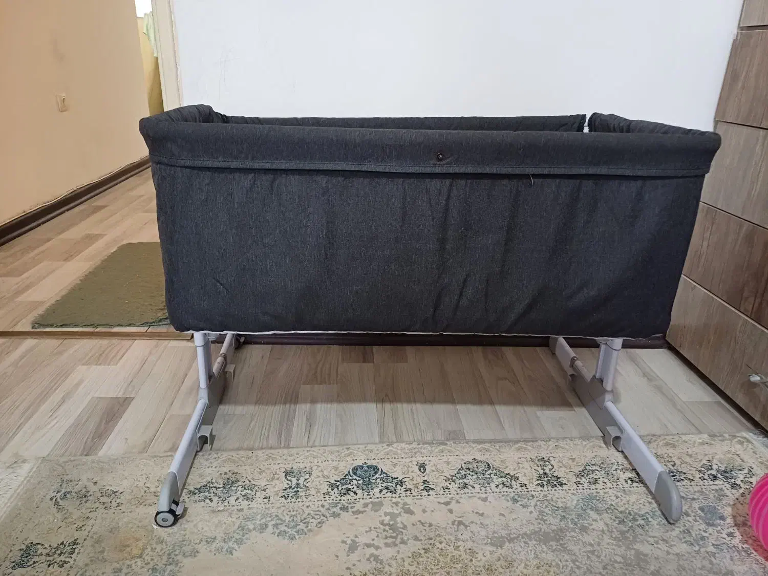 تخت کنار مادر دلیجان مدل ویرا|تخت و صندلی بچه|سهند, |دیوار